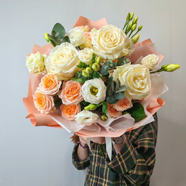 Роскошь. Пионовидные и кремовые розы 