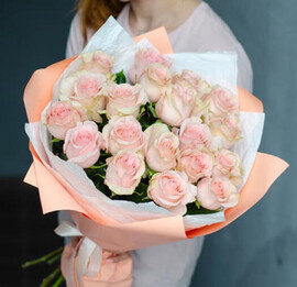 Букет роз 17 шт.