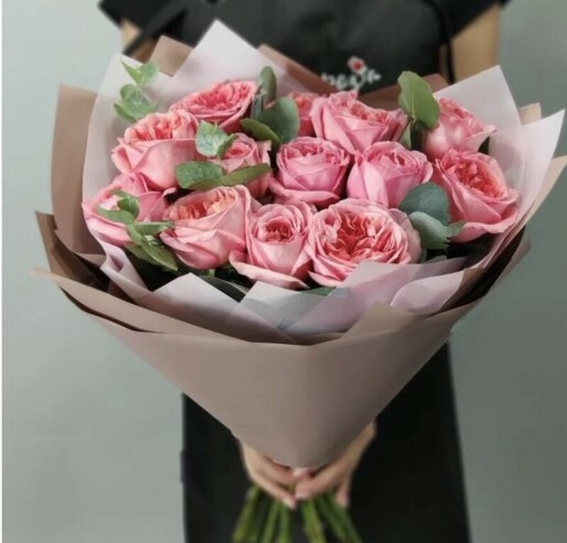 Букет роз пионовидных , букет роз 15 шт.