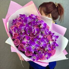 Огромный букет на День Матери с топпером