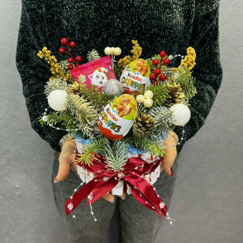 New Year,s sweet cake, standart