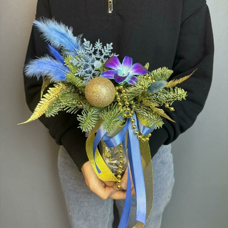 Композиция в бокале из нобилиса, елка на стол, стандартный