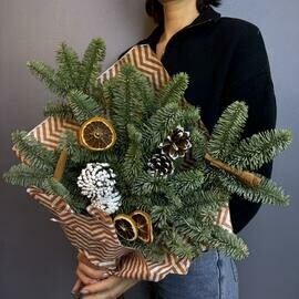 Букет из нобилиса и эко украшений