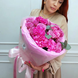 Buket Sochnaya yagodka