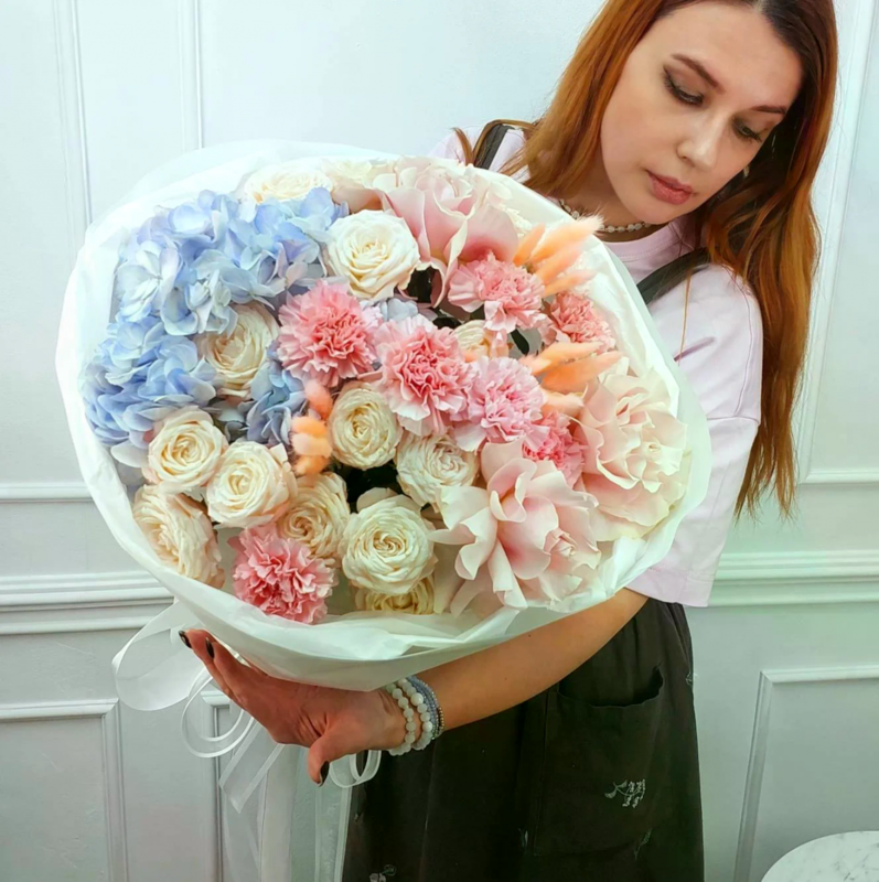 Букет Мисс Элегантность М, стандартный