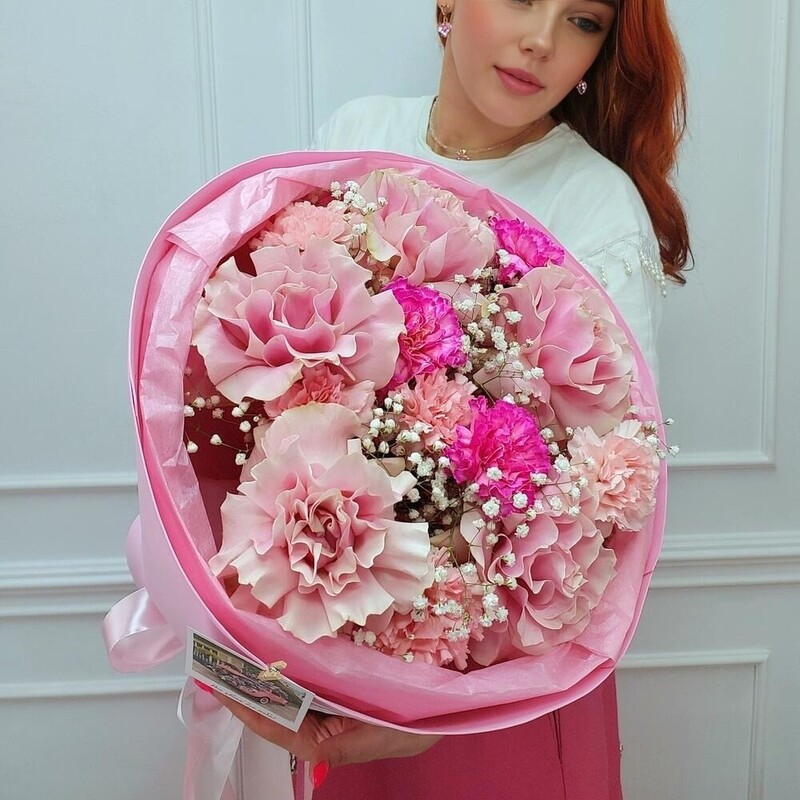 Buket Korolevskij rozovij, standart