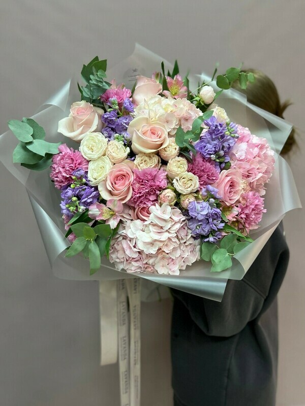 Sbornij wow-buket s rozoj i gortenziej, premium