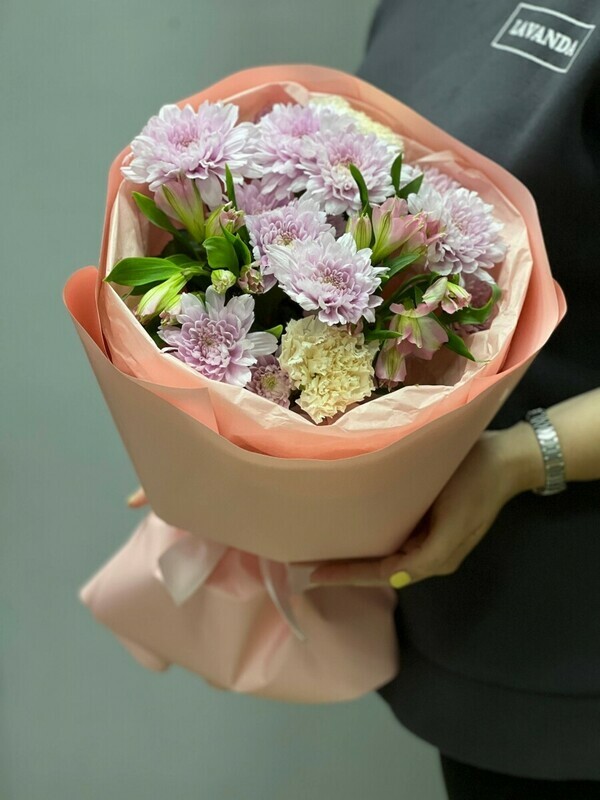 букет сборный с хризантемой, стандартный