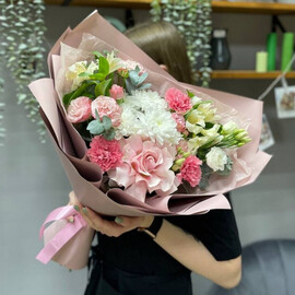 сборный букет с французской розой