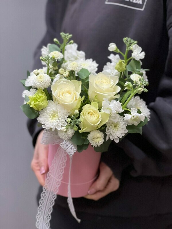 kompozitciya s rozami, standart