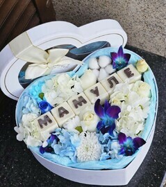 Шикарная композиция ко Дню Мамы