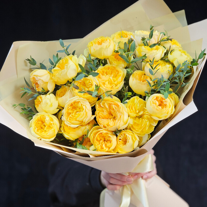 Bouquet of yellow roses, buket zhyoltih roz