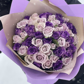 51 импортная роза в импортной упаковке