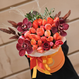 яркая композия