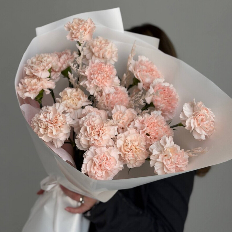 Buket iz nezhnih diantusov, standart