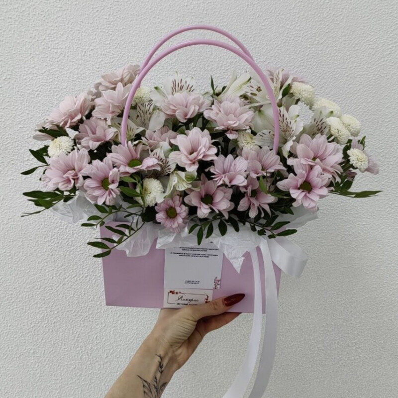 Сумочка в лавандовых оттенках с альстромерией, стандартный