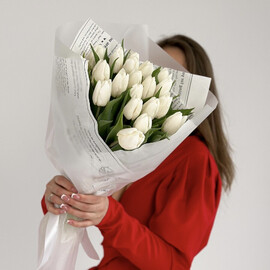 Белые Тюльпаны 19 шт