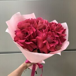 Малиновые розы 