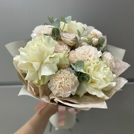 Букет с пионовидной розой "Крем"