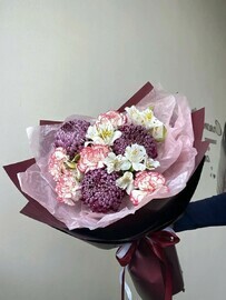 Buket «Vostochnaya skazka» iz hrizantem , diantusov, al_stromerii