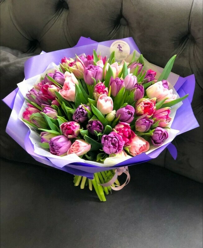 51 пионовидный тюльпан микс в пленке, стандартный