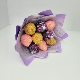 Букет 9 клубник в шоколаде арт. 34957