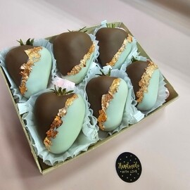 Набор 6 клубник в шоколаде с золотом арт. 34711