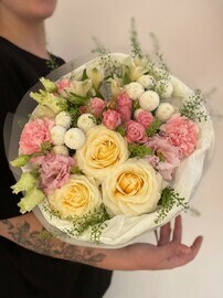 Круглый букет Лав стори