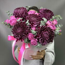 Хризантемы бигуди и кустовые пион розы мисти баблс в коробке