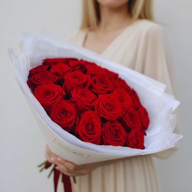 Buket iz 25 krasnih roz