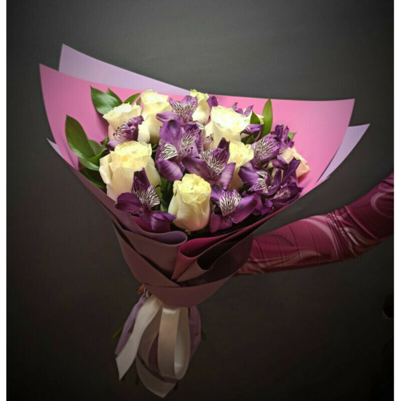 Сборный букет с розами, стандартный