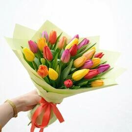 Букет из тюльпанов
