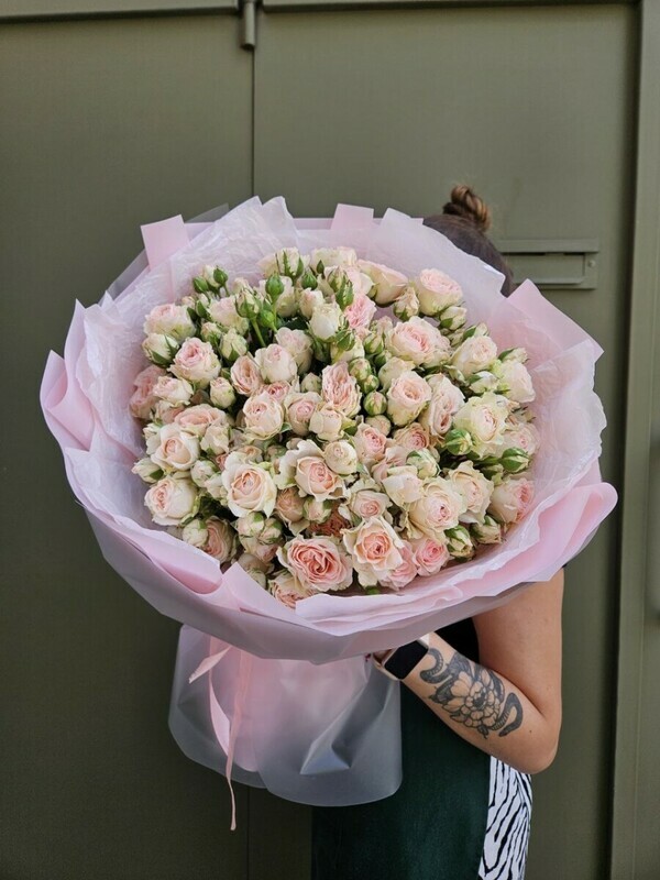 15 розовых кустовых роз, стандартный