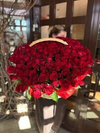 Корзина 201 роза