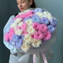 Облачко ярких хризантем