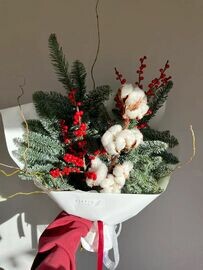 "Novogodnee chudo" buket s nobilisom, hlopkom i ileksom