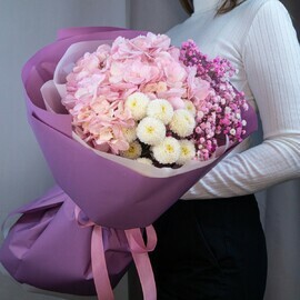 Fakturnij buket s gortenziej