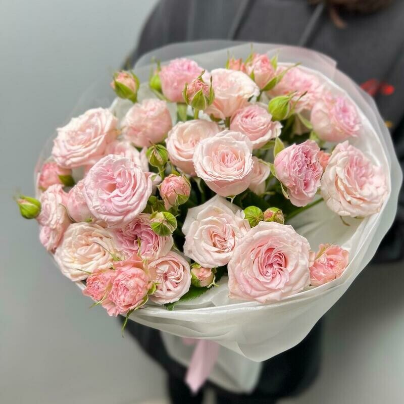 Monobuket iz nezhnoj kustovoj rozi, monobuket iz nezhnoj kustovoj rozi