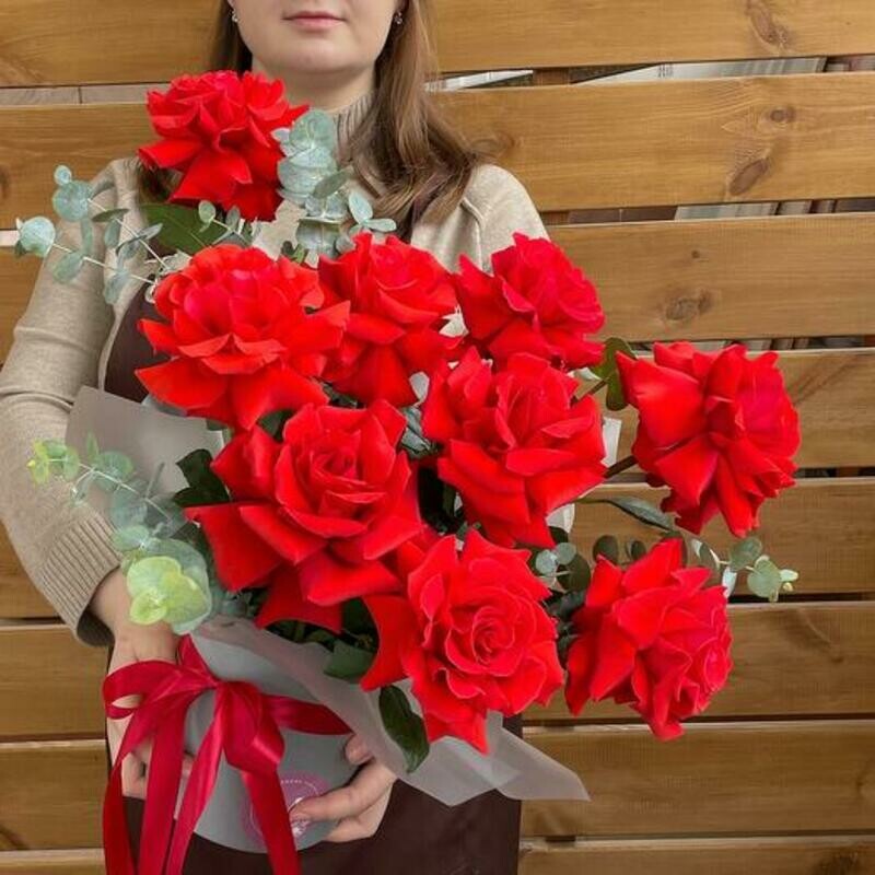 Французские розы в стильной коробке, стандартный