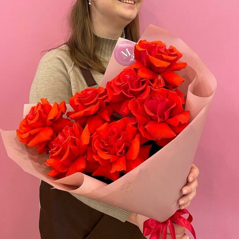 Французские розы в стильном букете, стандартный