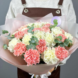 Monobuket iz vozdushnih diantusov