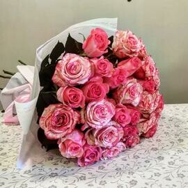 Букет из 29 эквадорских роз