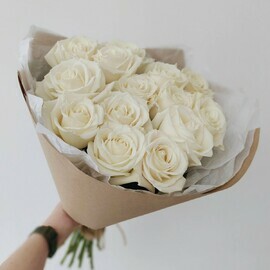 Mono buket belih roz "Bella"