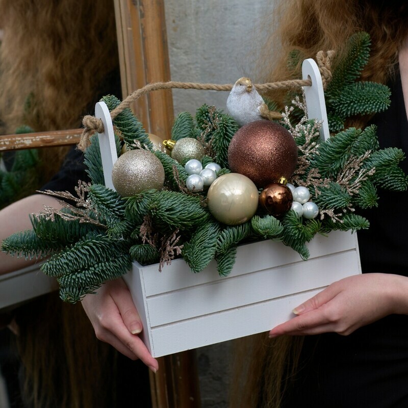 Зимняя композиция в деревянном ящике "Волшебная птица", стандартный