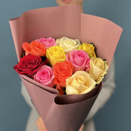 Букет разноцветный роз
