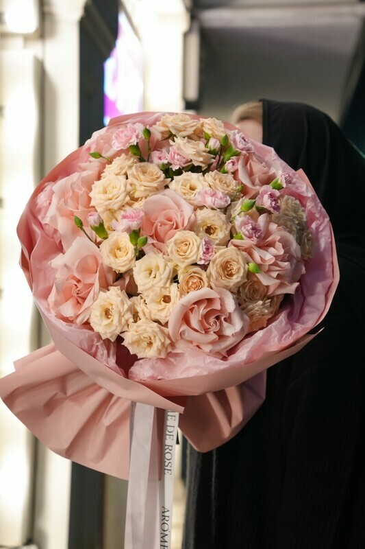 Микс букет с французской розой , стандартный