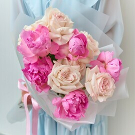 Она Хочет Пионы