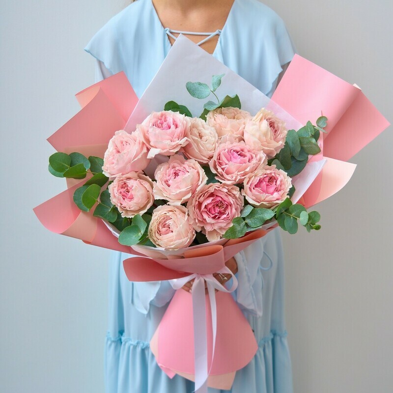 Пионовидные розы Цумуги, стандартный