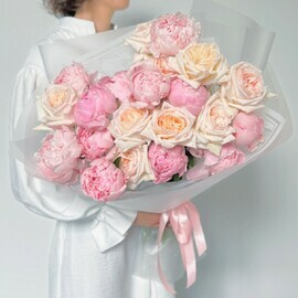 Она Хочет Пионы