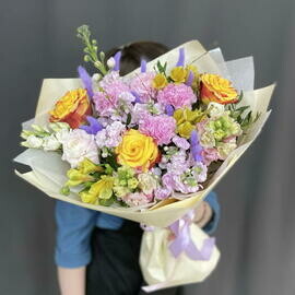 Дофаминовый весенний букет